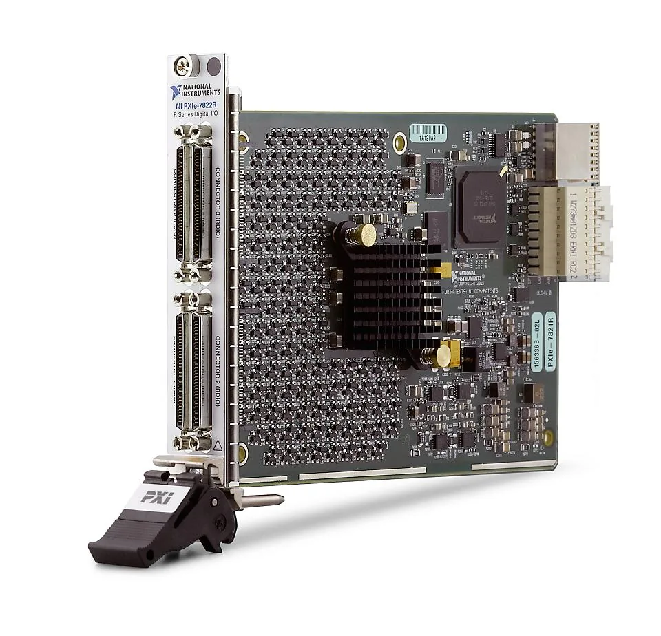 Модуль National Instruments PXIe-7822