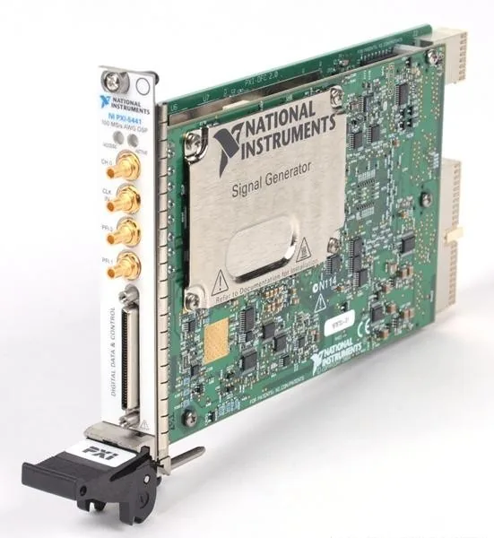 Генератор National Instruments PXI-5441