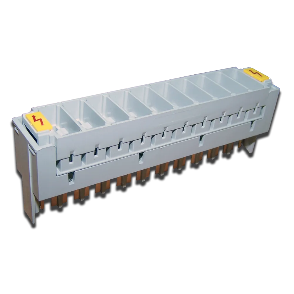 Магазин защиты для плинтов LANMASTER 10 пар 3-полюсный